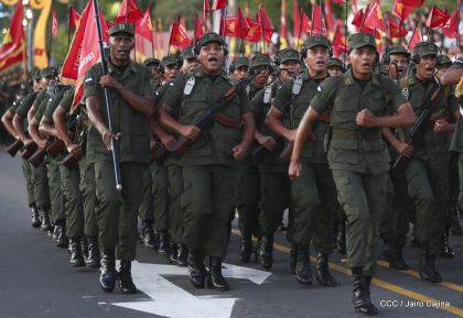 Desfile Militar "Pueblo Ejército"