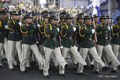 Desfile Militar "Pueblo Ejército"
