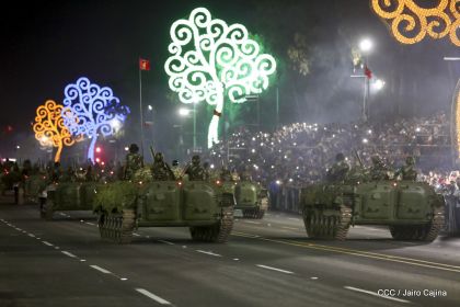 Desfile Militar "Pueblo Ejército"