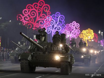 Desfile Militar "Pueblo Ejército"