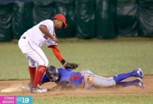 Rivas toma ventaja en semifinal de LNBP