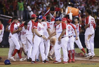 Indios del Bóer entierran a los Dantos y clasifican a la final del Pomares