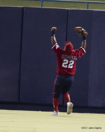 Indios del Bóer entierran a los Dantos y clasifican a la final del Pomares