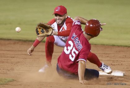 Indios del Bóer entierran a los Dantos y clasifican a la final del Pomares