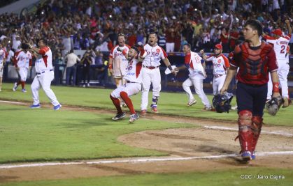 Indios del Bóer entierran a los Dantos y clasifican a la final del Pomares