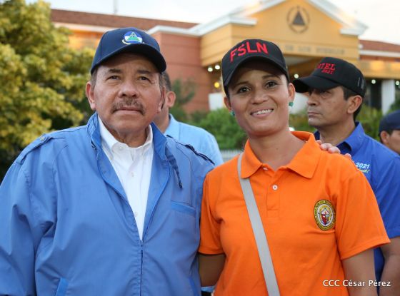Presidente Daniel Ortega y vicepresidenta Rosario Murillo reciben la Antorcha de la Libertad y la Unidad Centroamericana