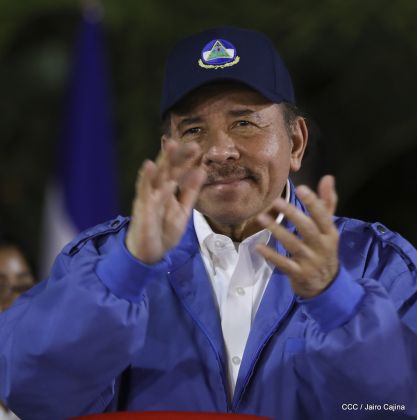 Presidente Daniel Ortega y vicepresidenta Rosario Murillo reciben la Antorcha de la Libertad y la Unidad Centroamericana
