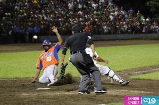 Gigantes a una victoria de la final
