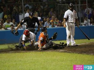 Gigantes a una victoria de la final