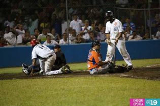 Gigantes a una victoria de la final
