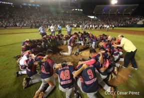 León se corona campeón de la liga Germán Pomares 2019