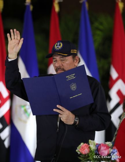 Celebración del 40 Aniversario de la Policía Nacional