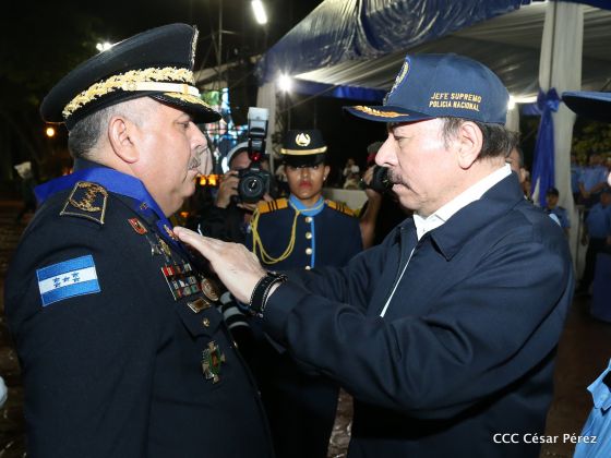 Celebración del 40 Aniversario de la Policía Nacional