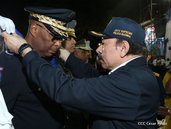 Celebración del 40 Aniversario de la Policía Nacional