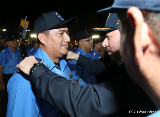 Celebración del 40 Aniversario de la Policía Nacional
