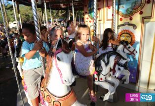 Occidente continúa disfrutando en familia Parque de la Niñez Feliz