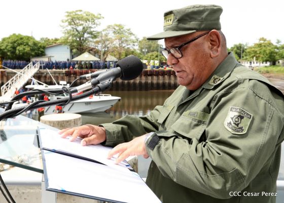  Ejército abandera buques logísticos para misiones en el Pacífico