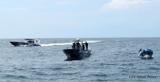  Ejército abandera buques logísticos para misiones en el Pacífico