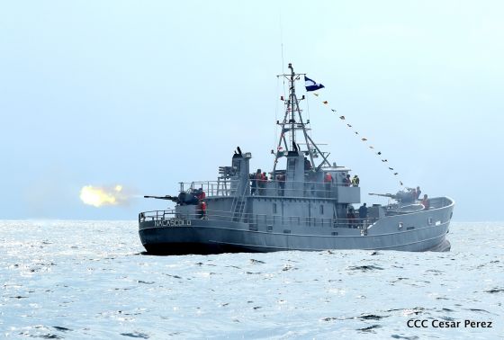  Ejército abandera buques logísticos para misiones en el Pacífico