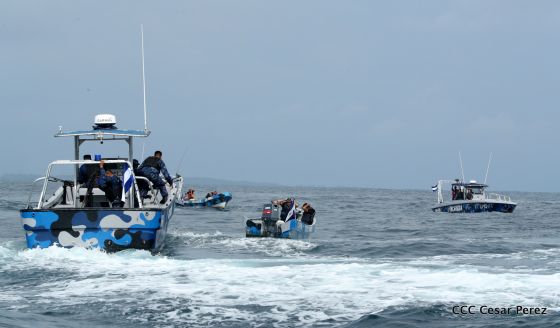 Ejército abandera buques logísticos para misiones en el Pacífico