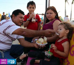 Concurrido fin de semana en Puerto Salvador Allende
