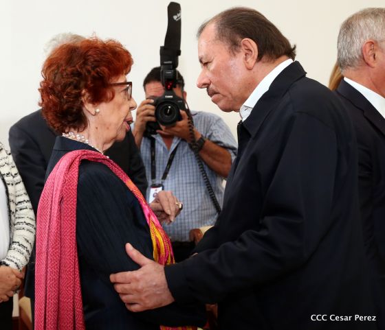 Presidente Daniel Ortega y vicepresidenta Rosario Murillo reciben cartas credenciales de 11 nuevos embajadores