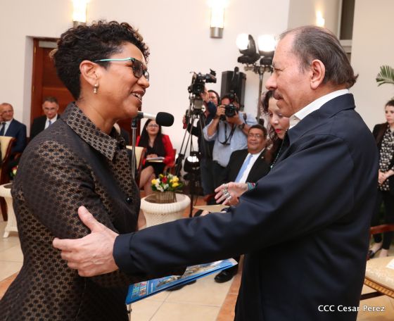 Presidente Daniel Ortega y vicepresidenta Rosario Murillo reciben cartas credenciales de 11 nuevos embajadores