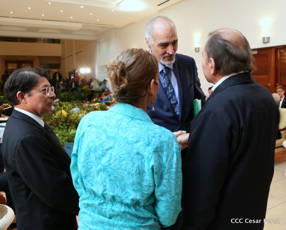 Presidente Daniel Ortega y vicepresidenta Rosario Murillo reciben cartas credenciales de 11 nuevos embajadores