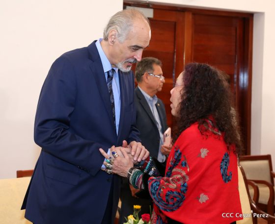 Presidente Daniel Ortega y vicepresidenta Rosario Murillo reciben cartas credenciales de 11 nuevos embajadores