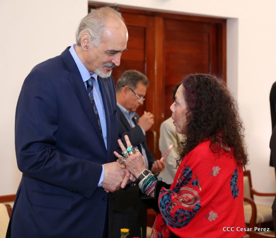 Presidente Daniel Ortega y vicepresidenta Rosario Murillo reciben cartas credenciales de 11 nuevos embajadores