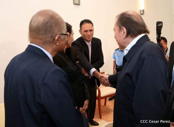 Presidente Daniel Ortega y vicepresidenta Rosario Murillo reciben cartas credenciales de 11 nuevos embajadores