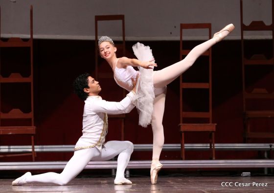  Nicaragua rinde homenaje a Alicia Alonso