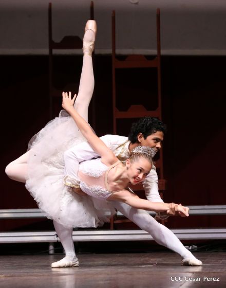  Nicaragua rinde homenaje a Alicia Alonso