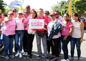  Caminata en saludo al Día Internacional de Lucha contra el Cáncer de Mama