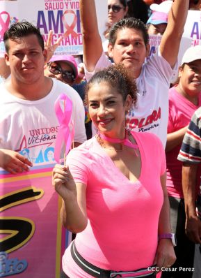  Caminata en saludo al Día Internacional de Lucha contra el Cáncer de Mama