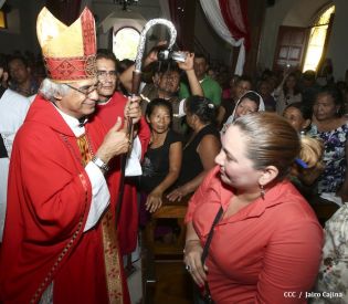Tipitapeños celebran al Señor de Esquipulas en compañía del Cardenal Brenes