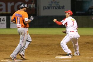 Bóer triunfa sobre Rivas 3 carreras a 1