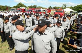 Ministerio de Gobernación realiza acto de ascenso en grados