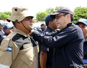 Ministerio de Gobernación realiza acto de ascenso en grados