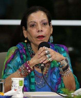 Compañera Rosario sostiene encuentro con Primera Dama de Honduras