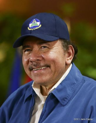 Presidente Daniel Ortega y vicepresidenta Rosario Murillo en homenaje al Padre de la Revolución Sandinista Carlos Fonseca