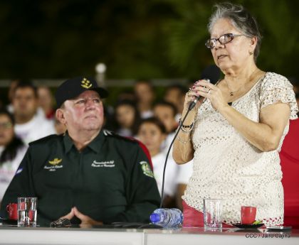 Presidente Daniel Ortega y vicepresidenta Rosario Murillo en homenaje al Padre de la Revolución Sandinista Carlos Fonseca
