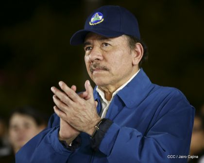 Presidente Daniel Ortega y vicepresidenta Rosario Murillo en homenaje al Padre de la Revolución Sandinista Carlos Fonseca