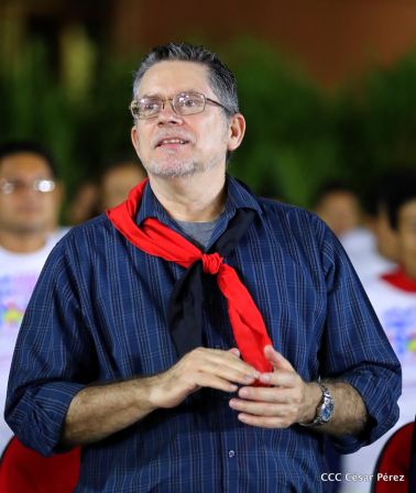 Presidente Daniel Ortega y vicepresidenta Rosario Murillo en homenaje al Padre de la Revolución Sandinista Carlos Fonseca