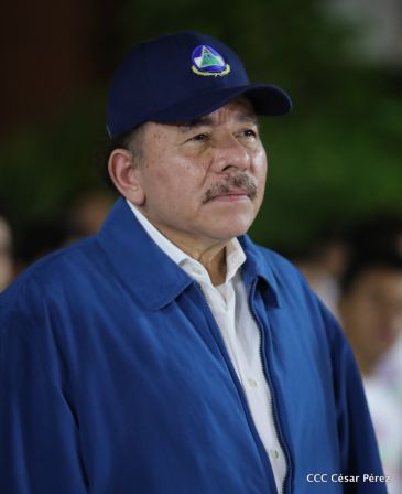 Presidente Daniel Ortega y vicepresidenta Rosario Murillo en homenaje al Padre de la Revolución Sandinista Carlos Fonseca