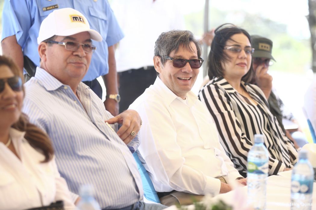 Gobierno Sandinista inaugura 10 kilómetros de carretera entre La Libertad – Santo Domingo en Chontales