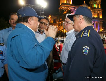 Presidente Daniel Ortega y vicepresidenta Rosario Murillo en homenaje al Padre de la Revolución Sandinista Carlos Fonseca