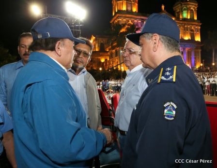 Presidente Daniel Ortega y vicepresidenta Rosario Murillo en homenaje al Padre de la Revolución Sandinista Carlos Fonseca