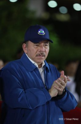 Presidente Daniel Ortega y vicepresidenta Rosario Murillo en homenaje al Padre de la Revolución Sandinista Carlos Fonseca