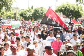 Capitalinos caminan en defensa de sus derechos y en solidaridad con Bolivia